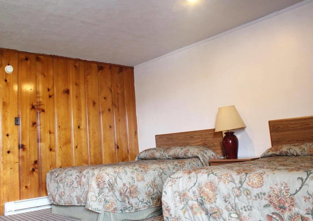 Horse Cave Motel Экстерьер фото